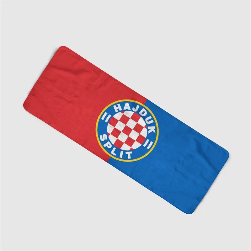 مناشف Hajduk Split التي تمتص العرق وناعمة بديلًا لألمانيا والسباحة وصالة الألعاب الرياضية واللياقة البدنية والتخييم والجري ومناشف الدراجات