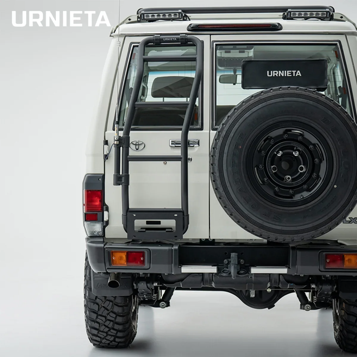 New style URNIETA Aluminum Magnesium Alloy Rear Door Ladder, Roof Access Ladder With License Plate Mount Holder For Toyota Land