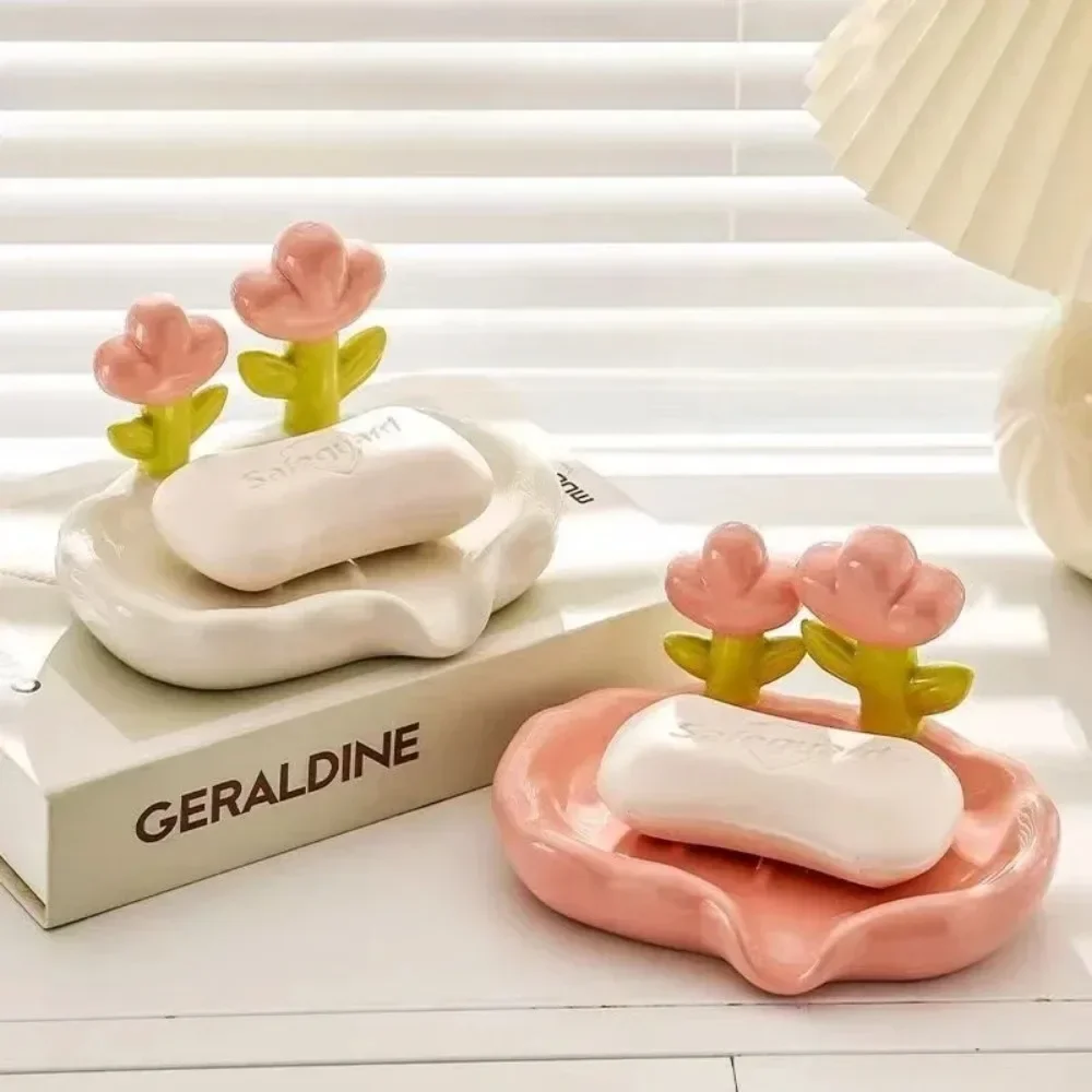 Creative Floral Soap Box Plastic Draining Non-slip Soap Dish Bathroom Accessories Sea White Soap Holder Bathroom Supplies