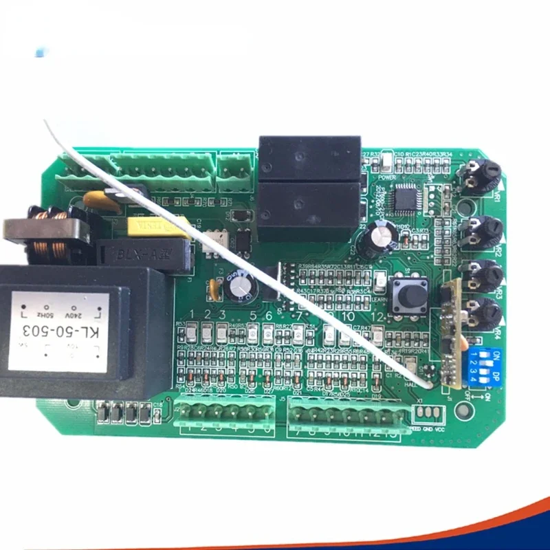 control board for soft start and soft stop gate operator