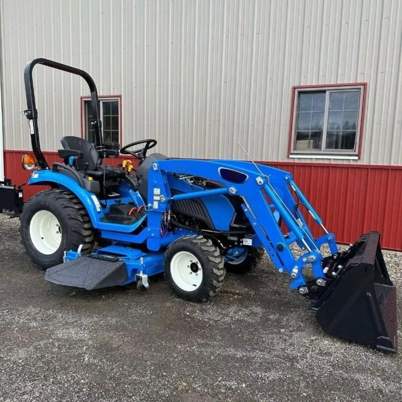 ركوب جرار جزازة العشب مع الجرافة الأمامية 4WD 4x4 محمل جزازة العشب #2