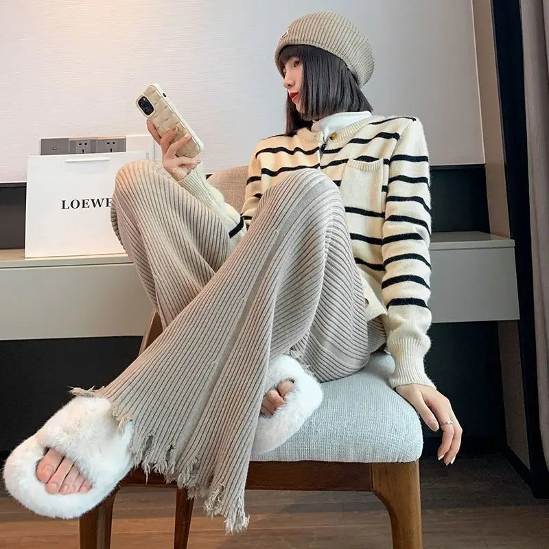 Pit striped knitted micro flared pants women autumn and winter drooping tassel floor mop loose soft and glutinous wide leg pants