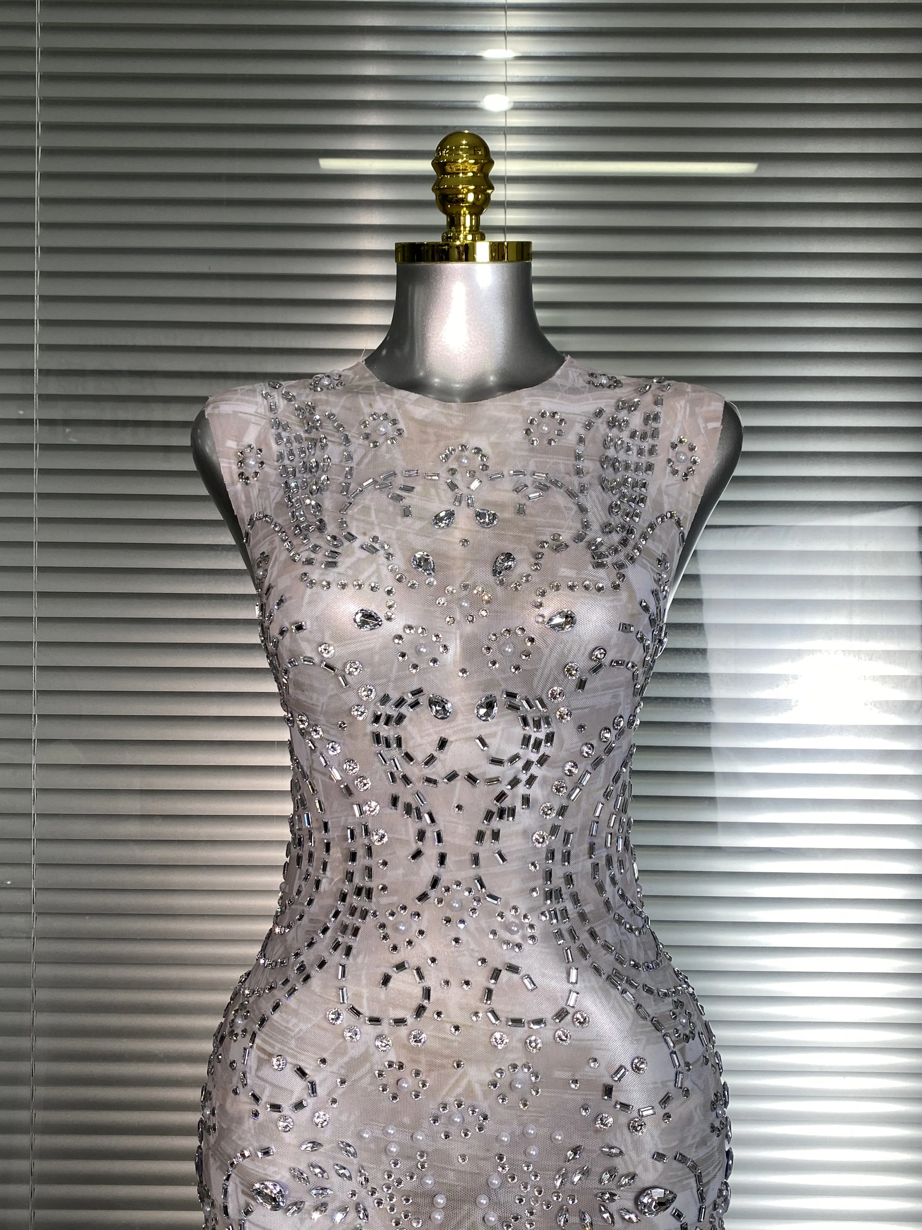 New Women Sexy Crystal Diamonds Silver Printed Sheer Mesh Celebrity Party Costume Maxi Dress
