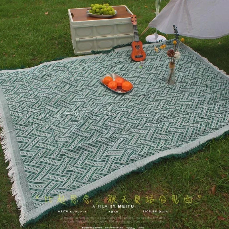 Portable Picnic Mat Beach Outdoor Blanket Camping Tablecloths Outdoor Lawns Tablecloths Mats Camping Supplies