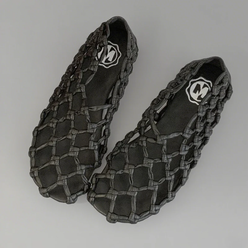 

Летние дизайнерские сандалии из тканой сетки, женские модные брендовые дышащие пляжные туфли на плоской подошве, удобные легкие нескользящие балетки на плоской подошве