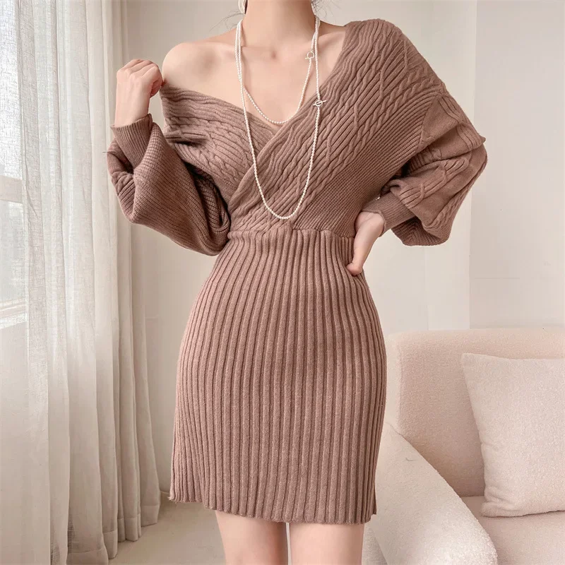 Autumn and Winter New Cross Exposed Shoulder Bag Buttocks Long Sleeved Dress with Waist Cinched Knit Sweater for Women