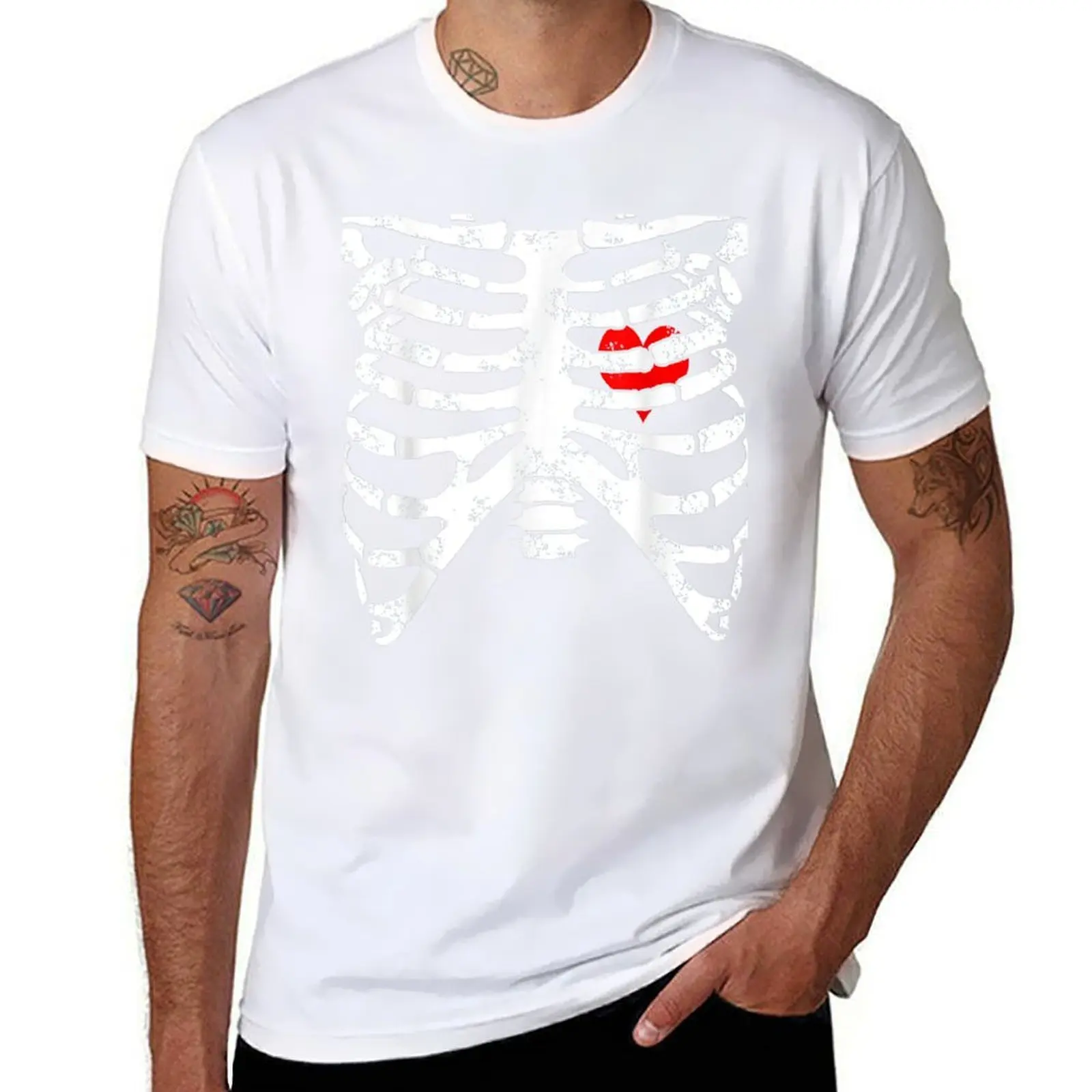 

Skeleton Ribcage With Heart Funny Halloween Costume T-Shirt cotton t shirts high quality funny t shirts dark humor T-Shirt