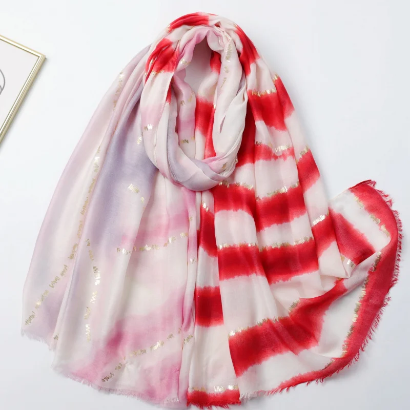 

Золотое тиснение, красочный коралловый атласный хлопковый длинный шарф с принтом, заводская распродажа, внешняя торговля, трансграничная прямая трансляция, путешествия, отдых