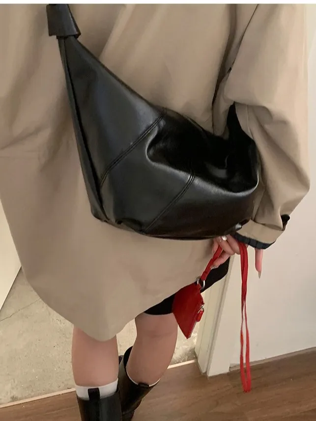 

Сумка через плечо из мягкой кожи с пельменями, модный дизайн, новинка 2026, винтажная косая сумка на одно плечо, седельная сумка