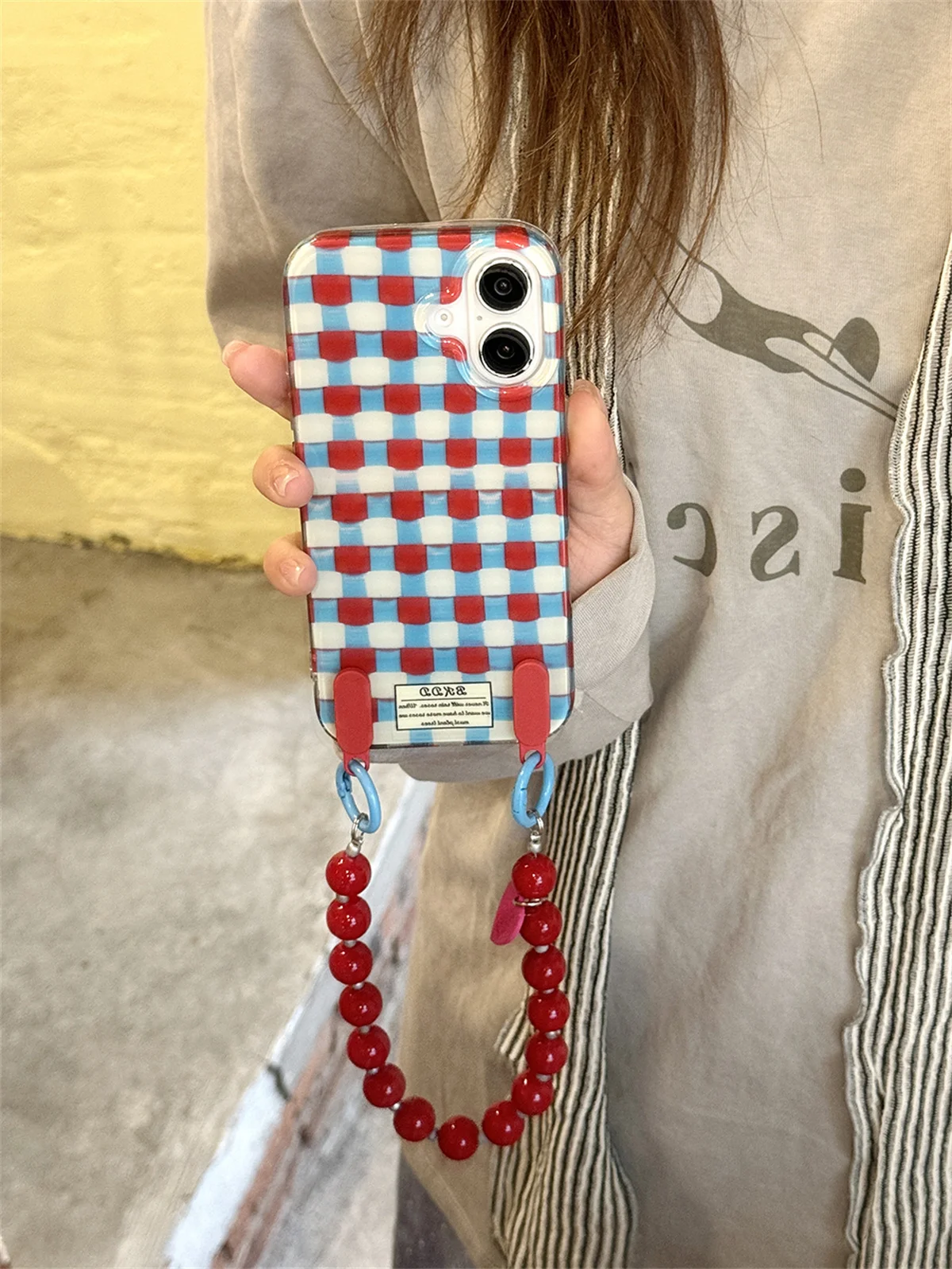 

Fashion Red Blue Plaid Pattern Phone Case For iPhone 16 Pro 13 14 15 Pro Max Cover with Bead Chain Cute Cases Capa