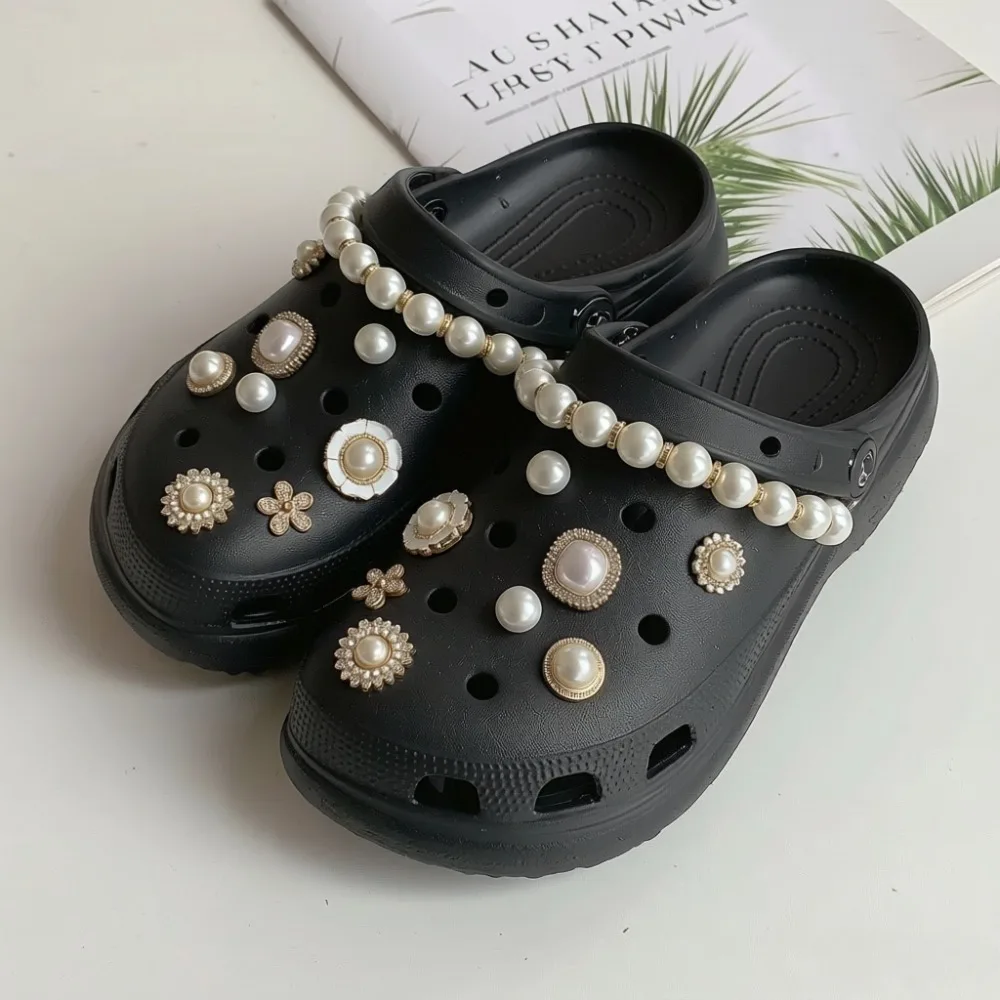 18PCS Summer Fashion Shoe Charms Set Accessories for Clogs Shoe Buckle Pearl Diamond Flower Chain DIY Shoes Decorations