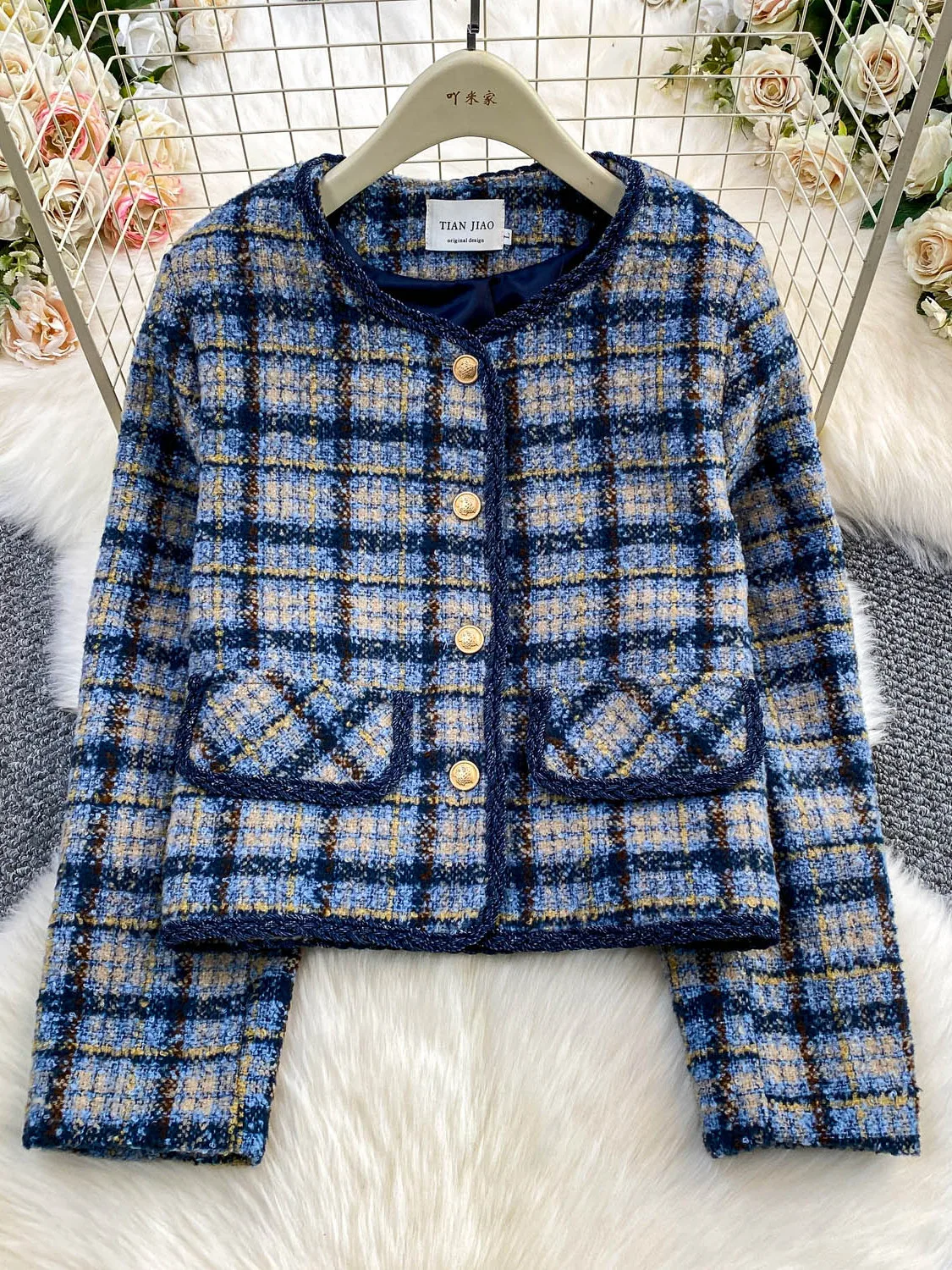  Plaid Woolen Thickened round Neck Short Coat for Women Winter Slimming Top Button Decorated Loose Fit Long Sleeve
