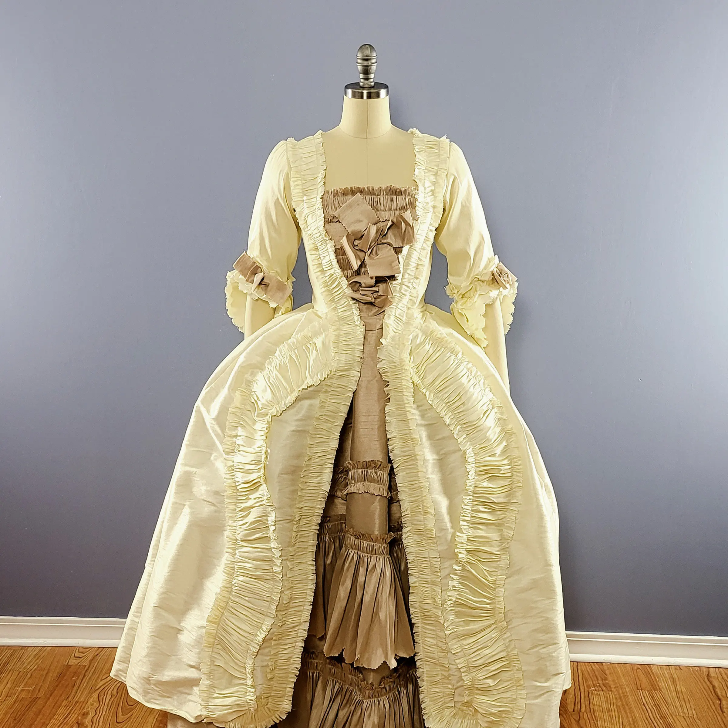 1700s Marie Antoinette Gown Dress Rococo Baroque Ball Gown French Queen Marie Antoinette Rococo Dress Theater Costume