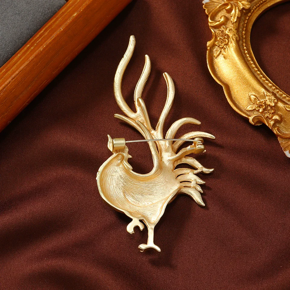 Alloy Golden Rooster Brooches Women Suit Coat Corsage Animal Chicken Pin Clothing Jewelry Accessories