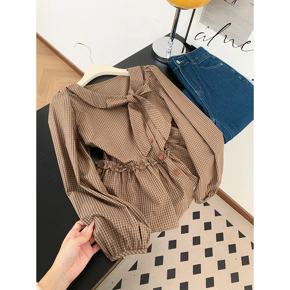 

Винтажная женская футболка в клетку с принтом, дизайнерские топы с бантом и воротником-фонариком, тонкие повседневные рубашки, универсальные топы для отдыха и поездок на работу, блузки