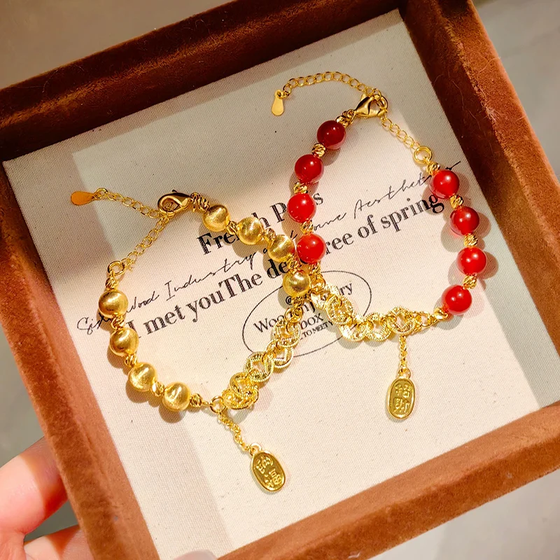 

Браслет из красных бусин с текстурой дробленого льда в стиле легкой роскоши, с монетами Пяти Императоров, привлекающий богатство, для женщин.