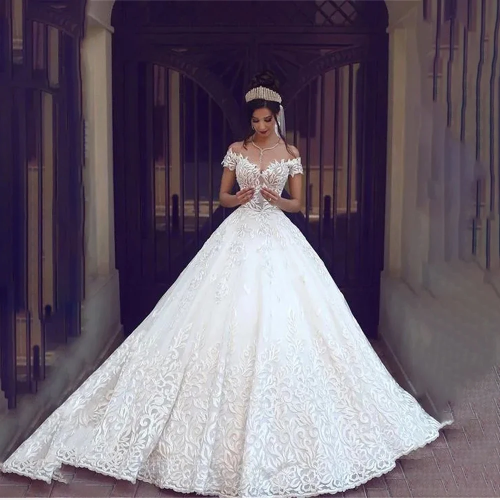 

Elegant Sweetheart Neck Wedding Dress Sleeveless Appliqué A-Line Bride Gowns Bridal Dress for Women Formal Wedding Bridal Gown