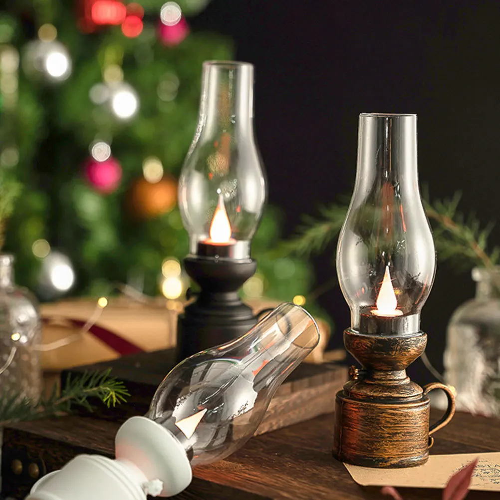 

2Pcs Vintage Plastic Electronic Lamp Retro Oil Lantern Flameless Emergency Light Portable for Indoor Outdoor Decoration