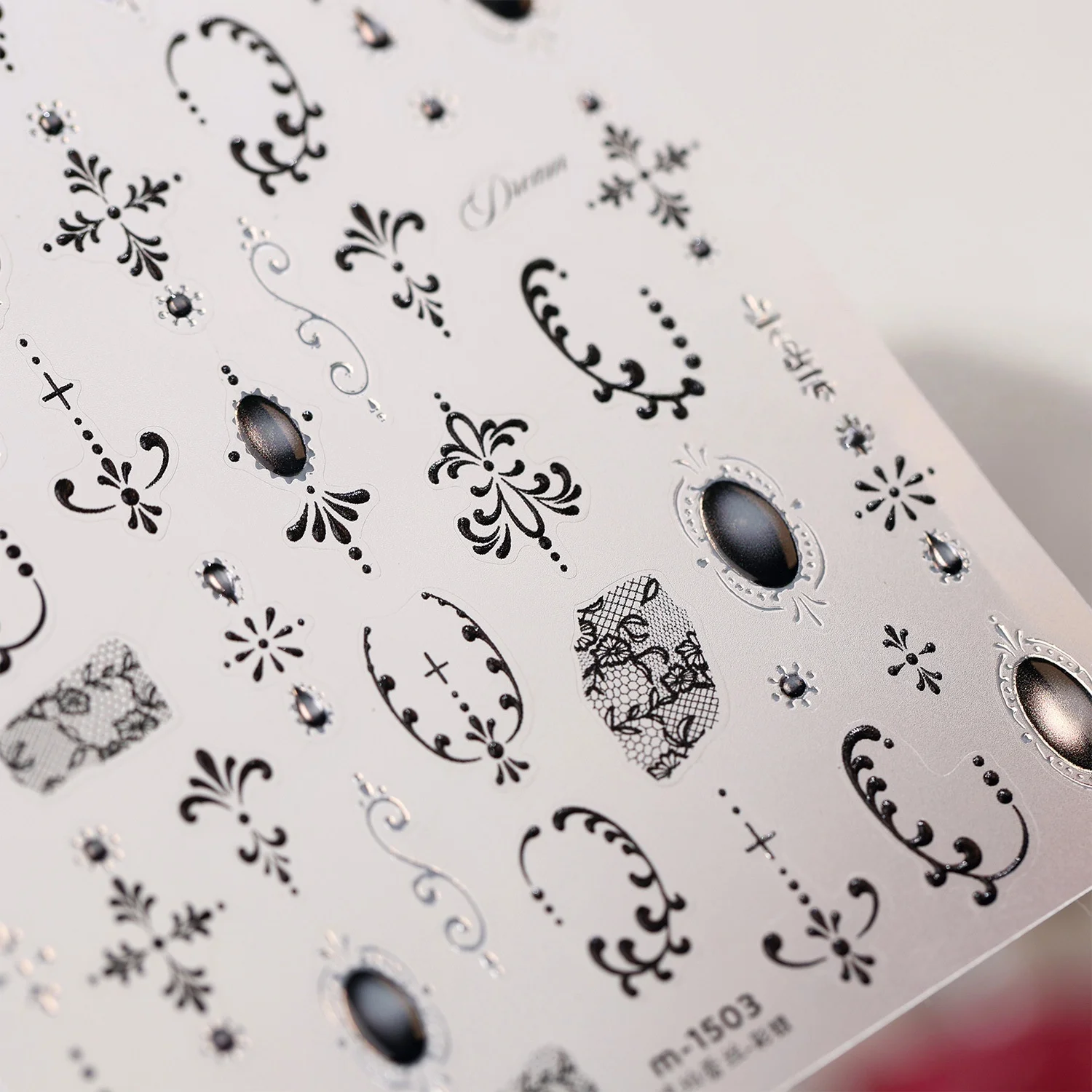 Lace Gem Antique Black Lace 5D Nail Stickers European Scroll Oval Imitation Crystal Hollow Court Lace Self Adhesive Nail Decor