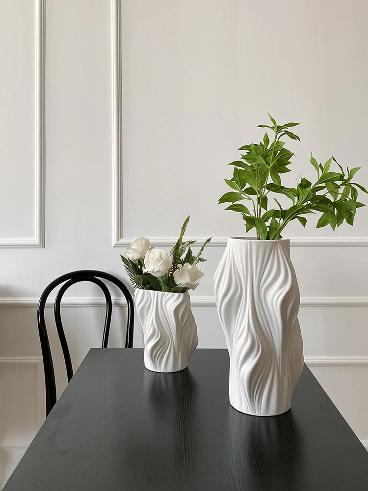 Creative ceramic vases, niche homestay decoration decorations