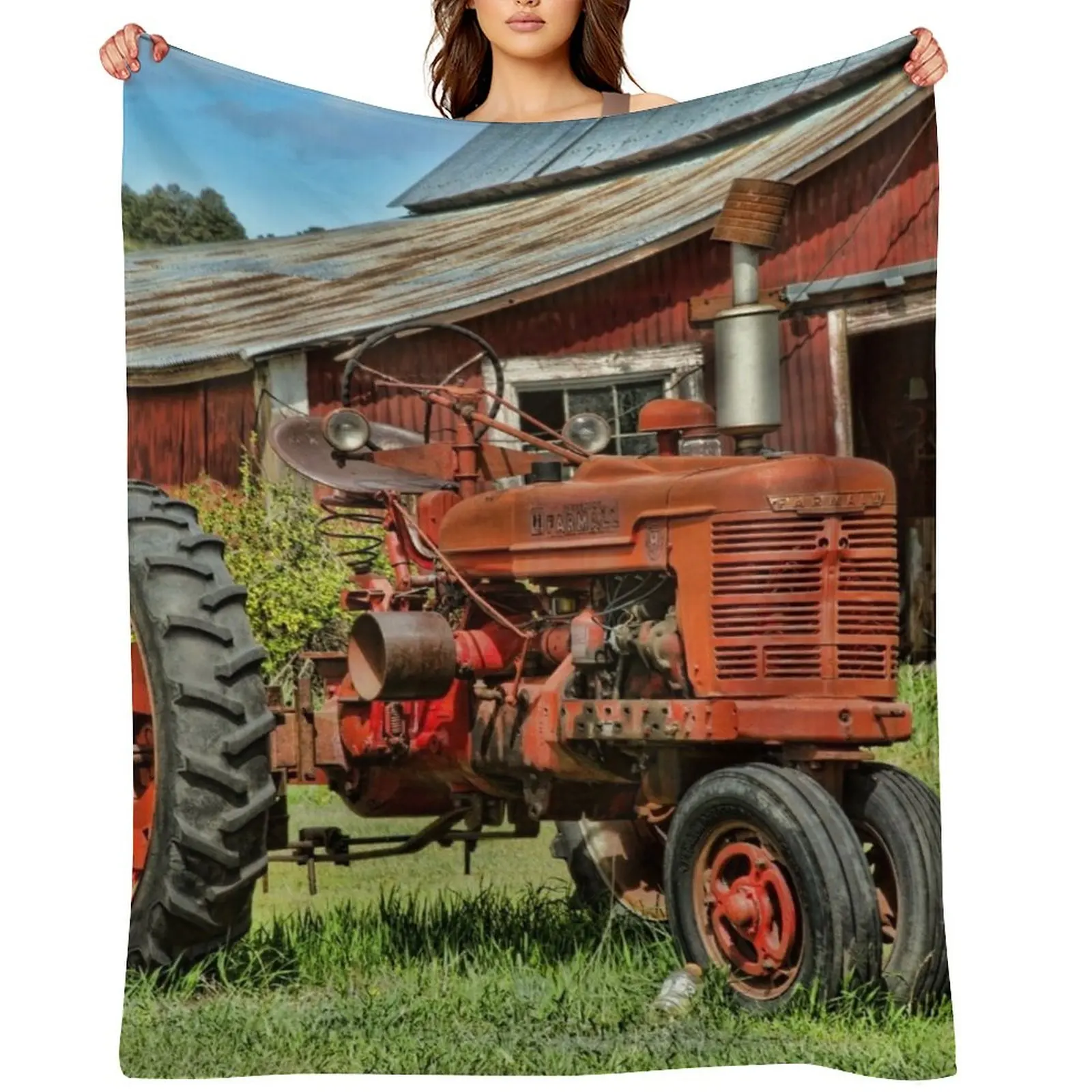 

1952 Farmall Tractor Throw Blanket Warm halloween Nap for babies Blankets