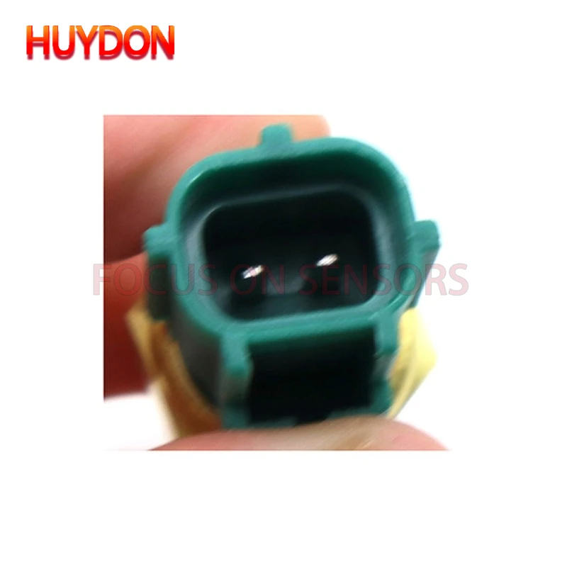13650-71C00 Engine Coolant Temperature Sensor For Chevrolet Tracker Sbering Ford Aspere Probe Suzuki Sidekick Samurai Mazda
