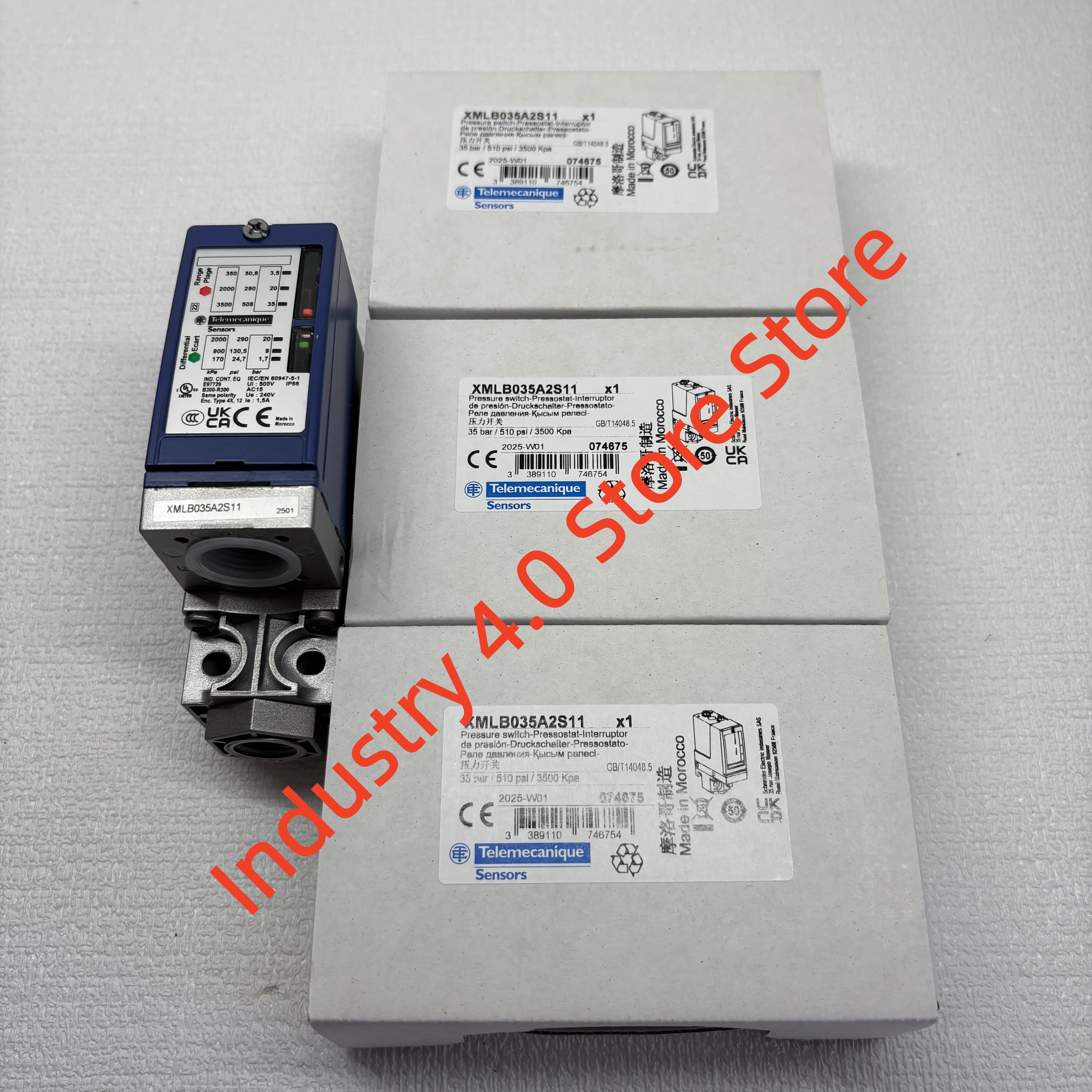 Interruptor de pressão Telemecanique XMLB035A2S11 novo