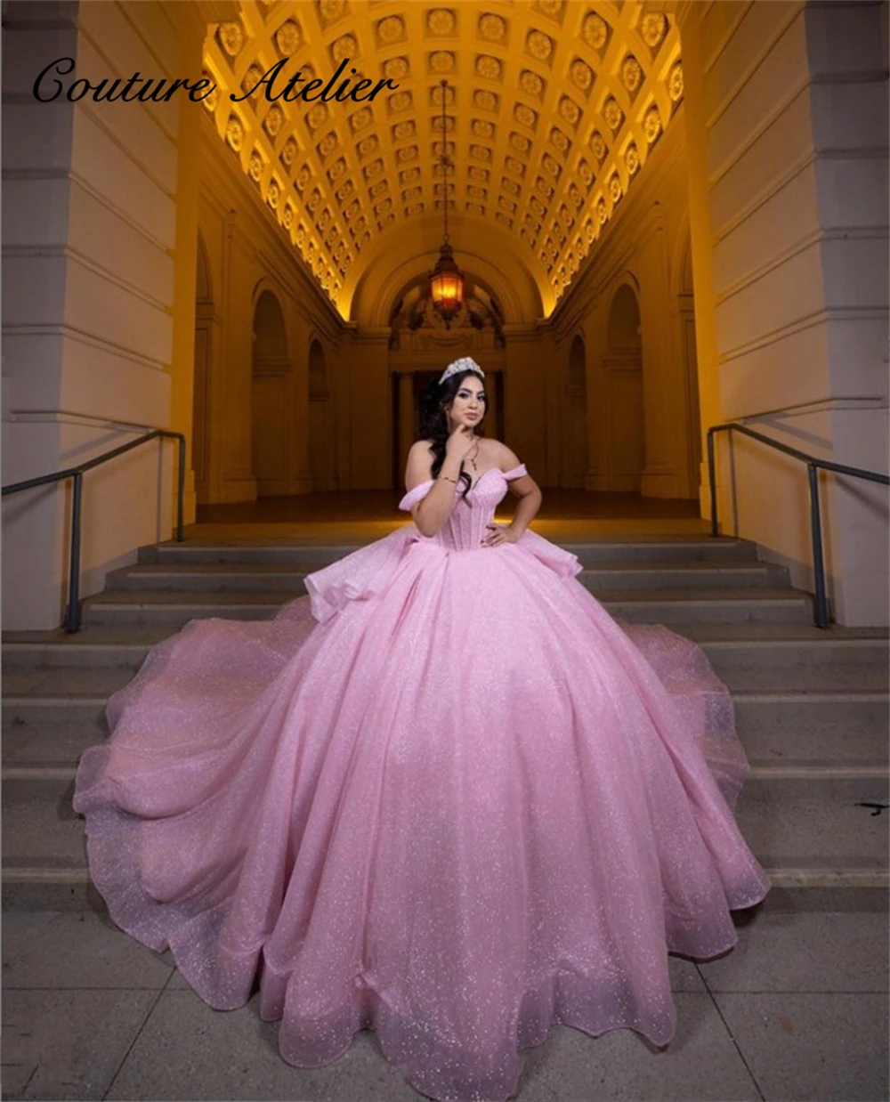 

Corset Shinny Pink Off The Shoulder Quinceanera Dresses Ball Gown 2024 Sweetheart Ruffels Princess Sweet 16 Dresses Wedding Gown