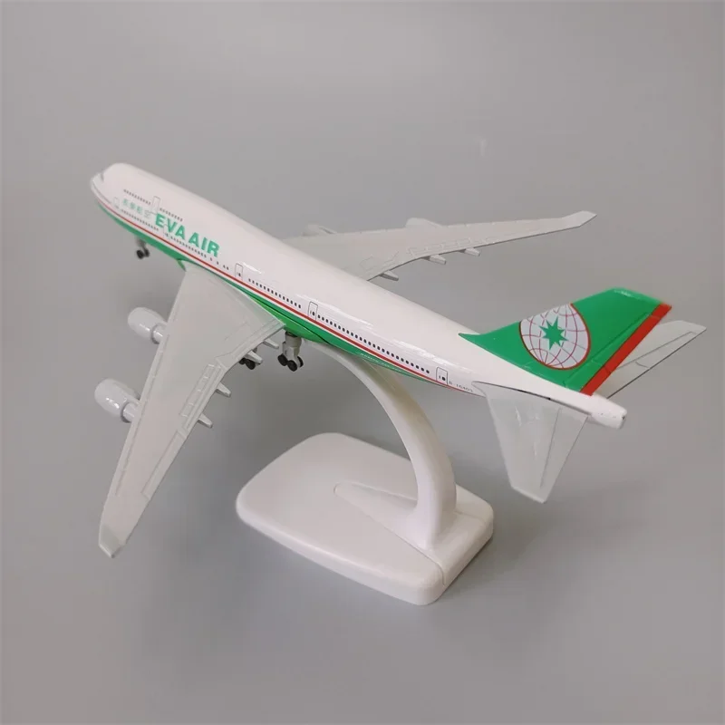 20cm Alloy Metal Taiwan EVA Air Boeing 747 B747-400 Airlines Airplane Model Plane Diecast Aircraft with Wheels Landing Gears