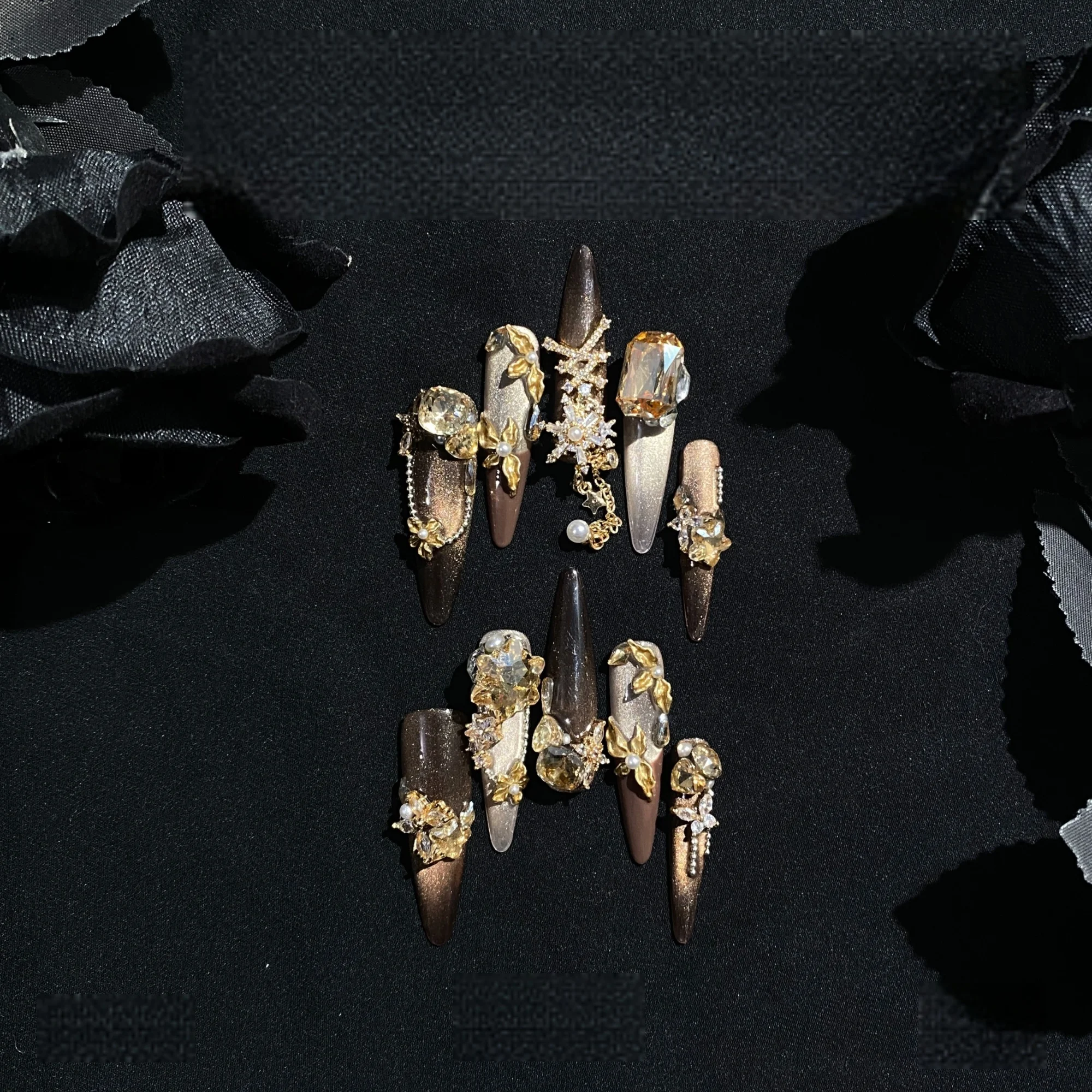 Coffee-yellow Cat-eye Carved Chain Press On Nails Handmade Fine Glitter Gradient Autumn and Winter Caramel Amber Fake Nails