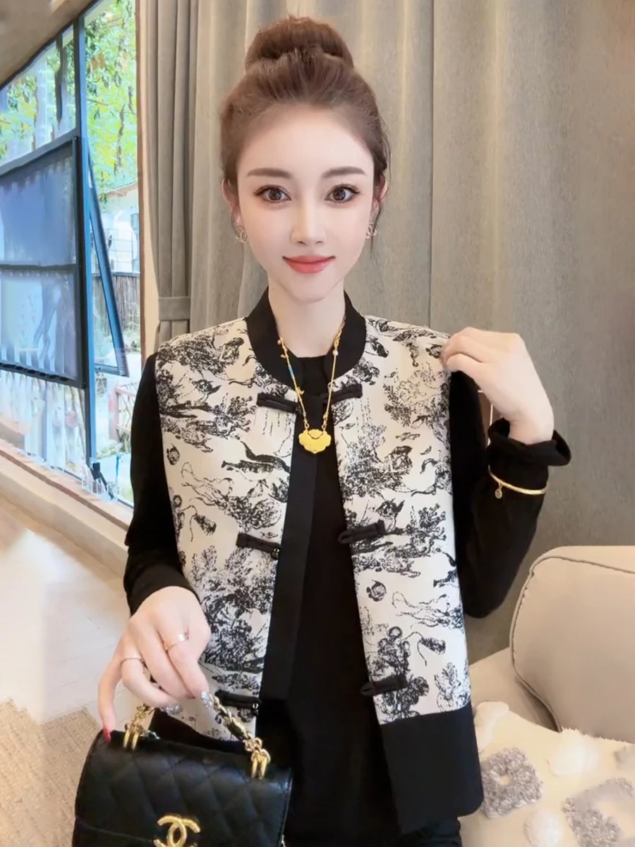 Nieuwe Chinese Sle Damesvest Lente Herfst 2025, Bovenkleding Svel Tank Top Knopdetail ort Lengte Matige Warmte