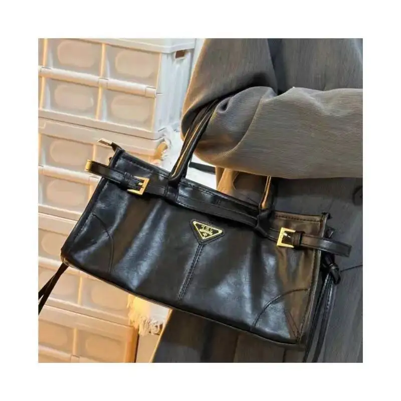 Bloom Vintage Large Capacity Tote Bag Women Retro High Street Pu Leather Black Handbag Female Versatile Y2k Bags Aesthetic