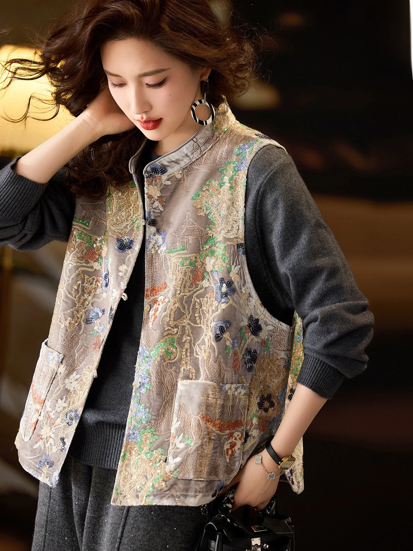 

Loose Fit Embroidered Bead Vest Women's Faion Street Sle round Ne Stand Size Spring 2026 New Arrival by SuMu