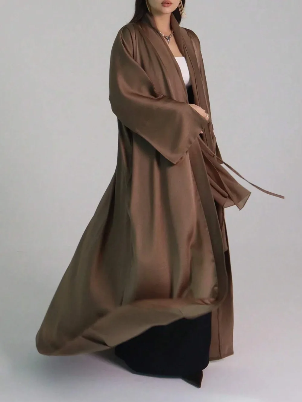 Vêtements ethniques d'âge moyen à manches longues à lacets Abaya ample femmes musulmanes Abayas décontracté solide caftan islamique Maxi robes Jilbabs