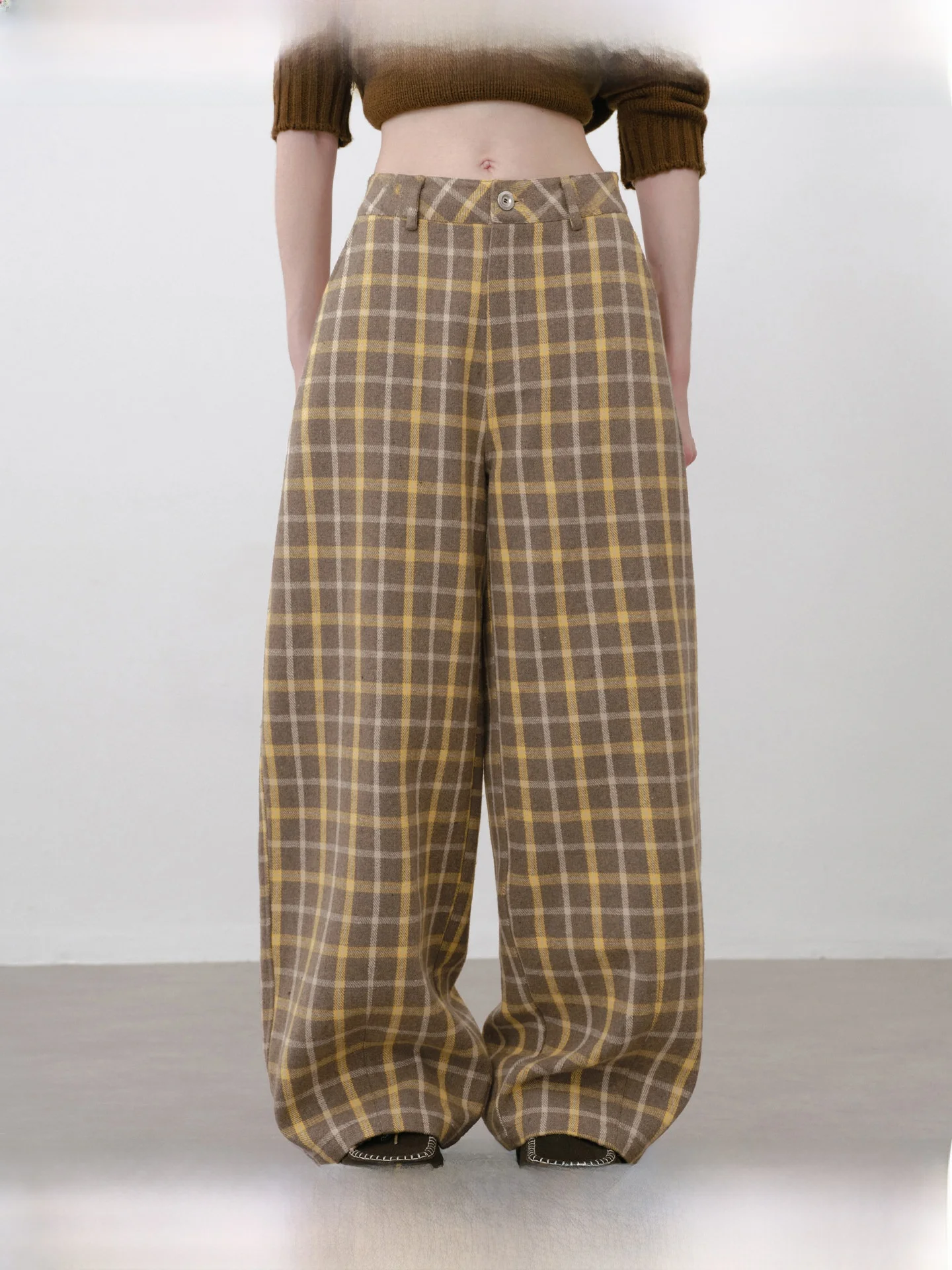 

Широкие брюки WhyBerry 25AW в стиле ретро с клетчатым узором, свободного кроя, удобные, с застежкой на пуговицах, из смесовой шерсти