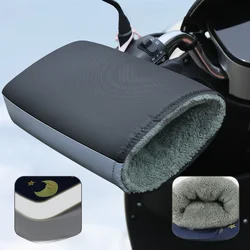 Winter Motorcycle Gloves Handlebar Muffs Reflective Strip Warm Handle Bar Cover Gloves for Motorbikes Scooters Riding Universal