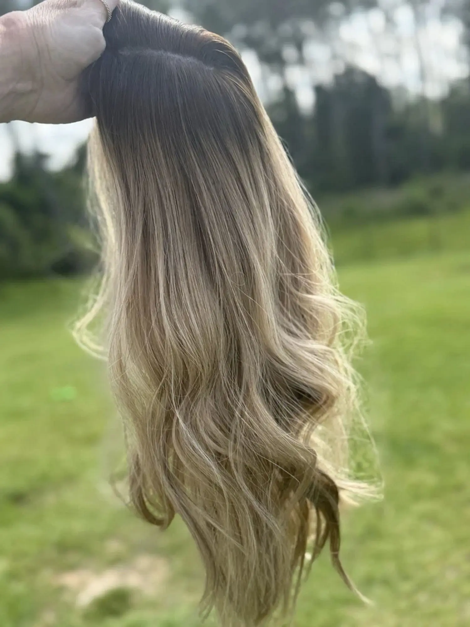 New In Luxury Women's Wigs Long Length Ombre Ash Blonde Synthetic HD Lace Front Wig Preplucked Hairline Body Wave Glueless Wigs