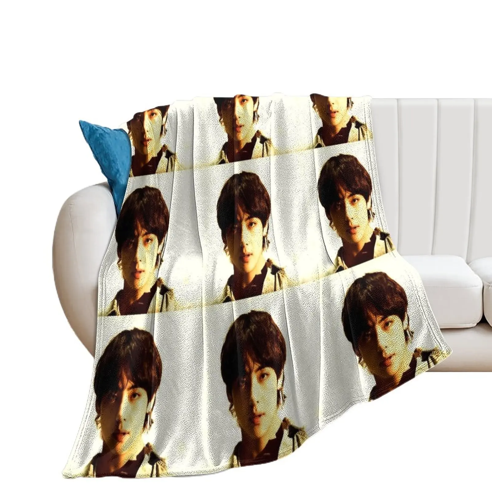 V II (FAKE LOVE) Throw Blanket Moving warm for winter Blankets