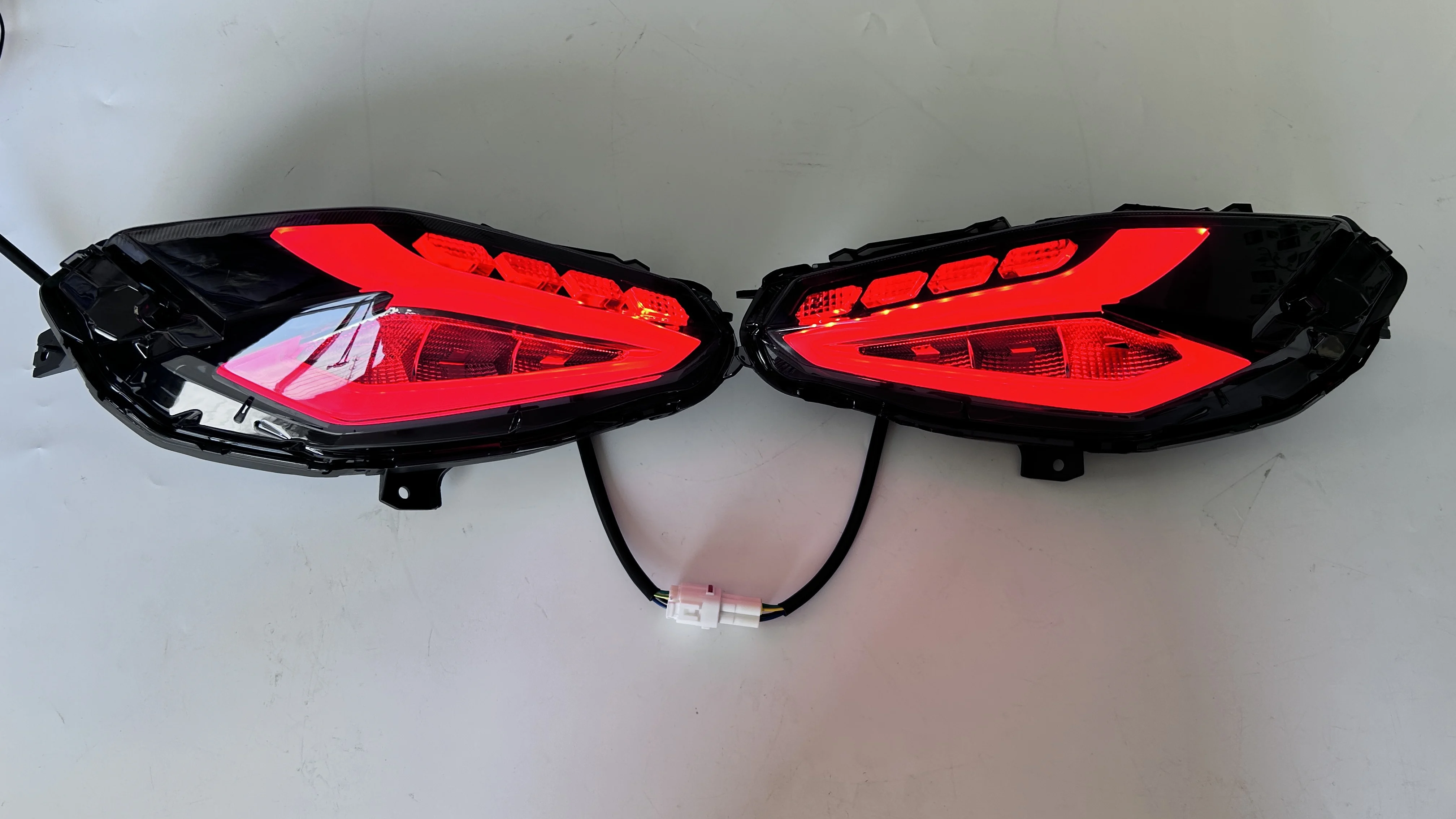 

STLFXmax 300 2023 Led Tail Light Motor Lighting System Modified StoplampSignal Light for Xmax New Motorcycle Accessories