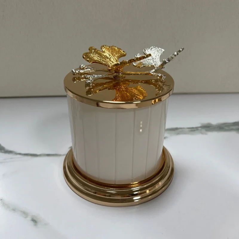 Delicate Metal Butterfly Candy Jar Storage Box European Cotton Swab Box Nut and Biscuit Jar Storage Container Home Decoration