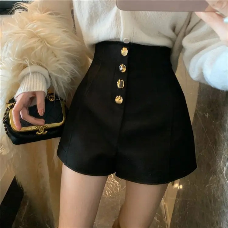 شورت أسود مجموعة جديدة لربيع وصيف واسعة الساق عالية الخصر تصميم متعدد الاستخدامات السراويل الساخنة غير الرسمية