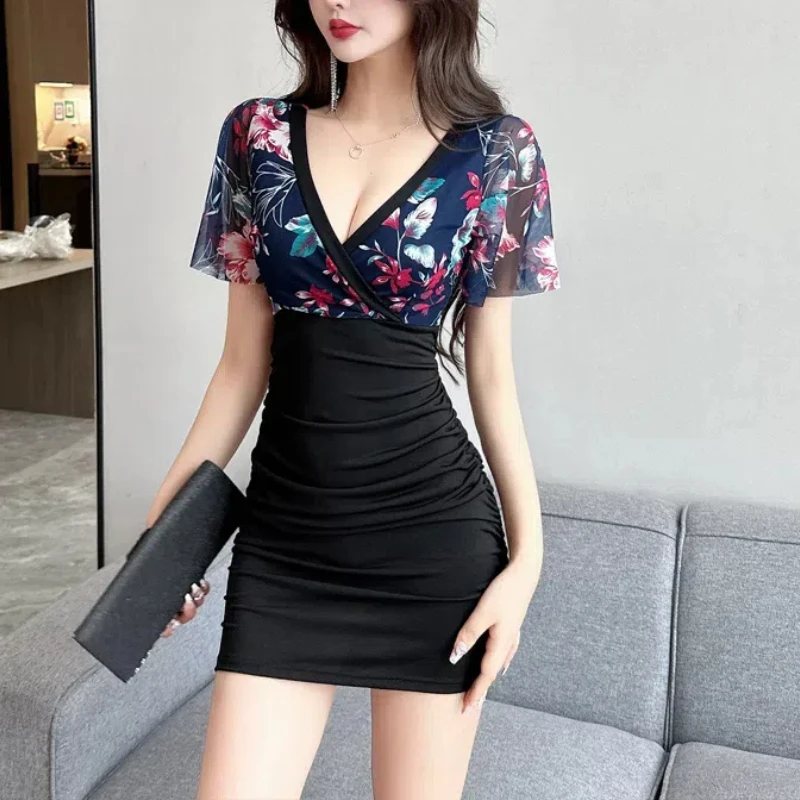 Summer Women\'s Clothing Pullover Patchwork Chiffon Short Sleeves Plant&Flowers Printing V-Neck Mini Skirts Flattering Dresses