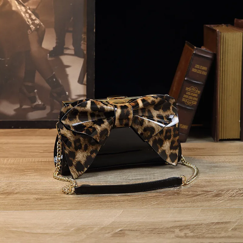 

2025 Fashion Patent Leather Butterfly Knot Women Underarm Bag Evening Clutch Bag Luxury High-end Party Handbags Shoulder Bag