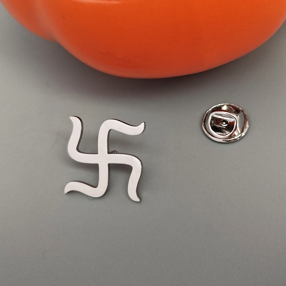 Classic Personalized Stainless Steel Logo Brooch, Men's Fashionable Exquisite Brooch, Talisman Badge, Commemorative Gift