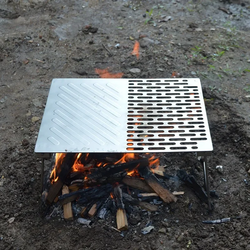Sports outdoor titanium folding barbecue table mountain camping supplies camping folding tables and chairs