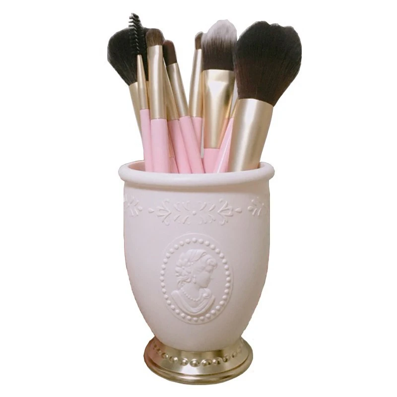 Retro Makeup Brush Holder Embossed Portrait Cosmetic Tools Comb Pen Storage