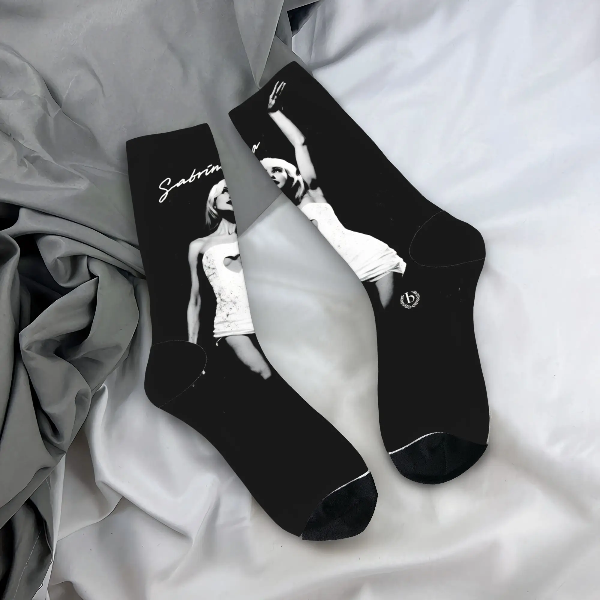 

Носки Sabrina Carpenter, забавные чулки, мужские удобные носки для скалолазания, нескользящие носки с зимним узором