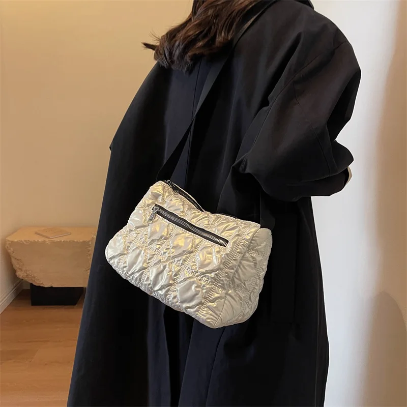 Korean Fashion Bag For Women New Small Crossbody Bags Bucket Bag OL Style Ladies Shoulder Bag Quilted Cotton Silver Handbags