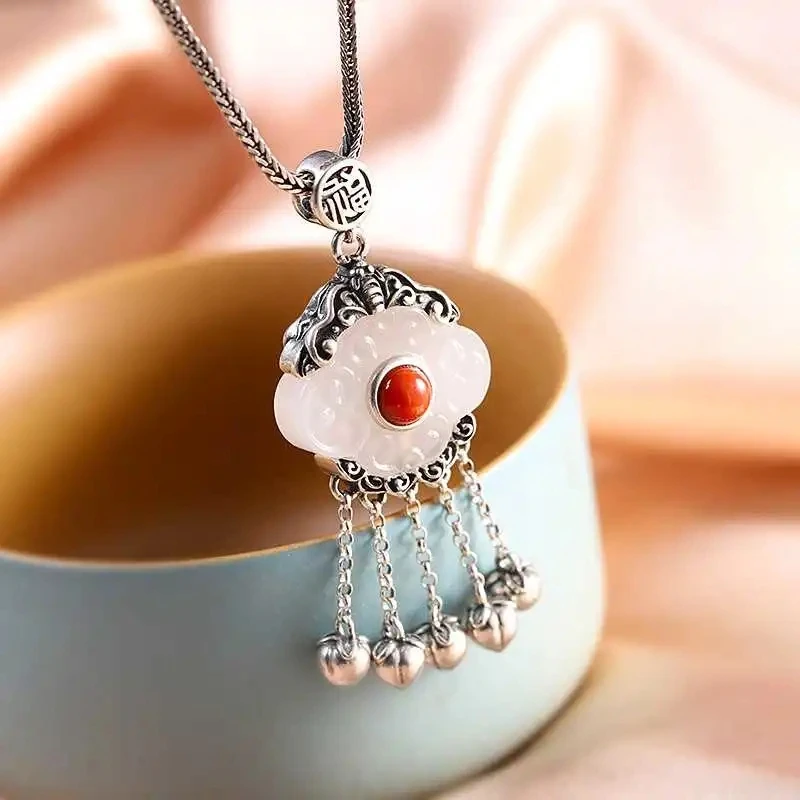 Unique design Futao Yulian natural Hetian jade ethnic style clavicle necklace pendant exquisite charm ladies silver jewelry