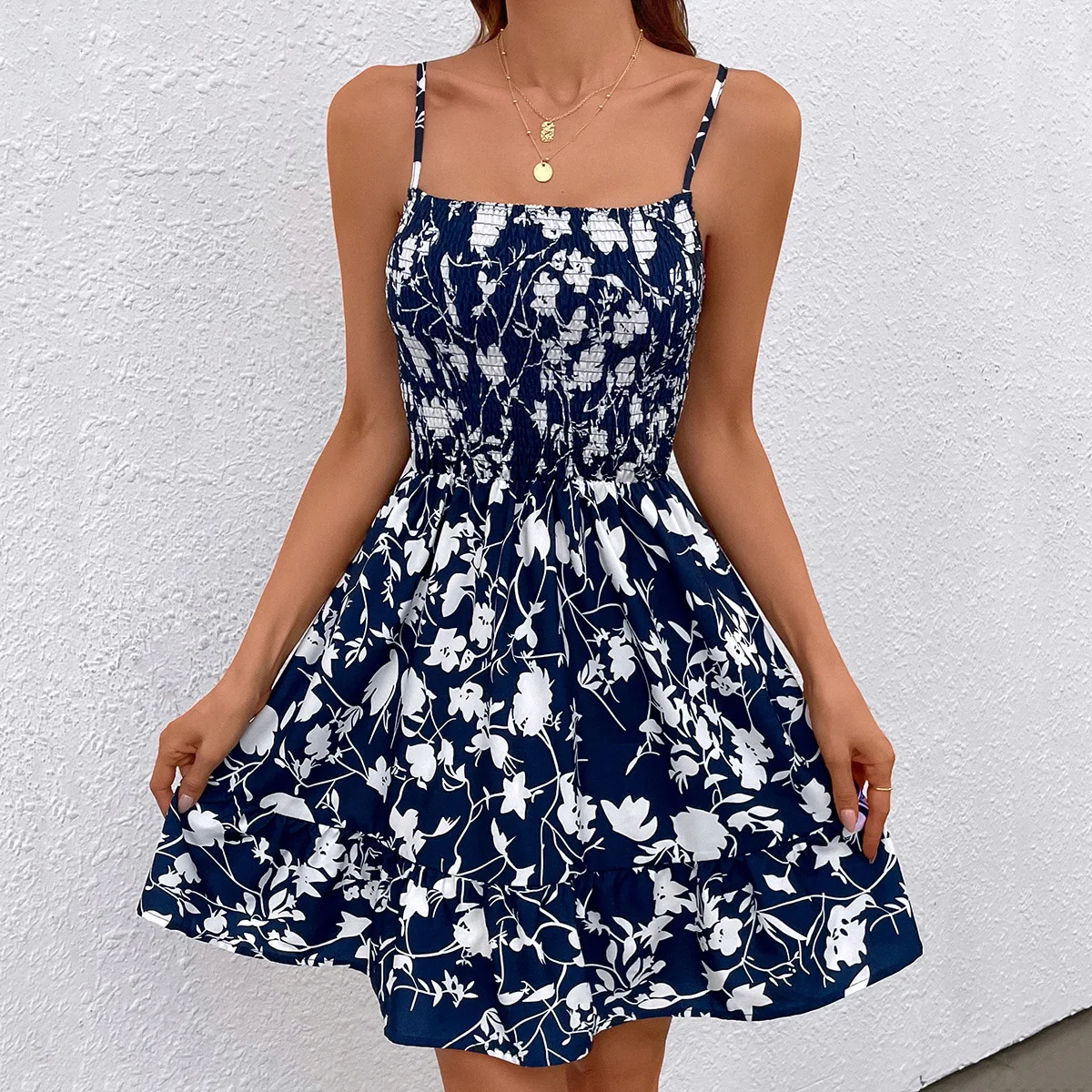 

High Quality 2024 Summer Women's Printed Elastic Waist Sexy Strapless Dress with Ruffled Edges Elegant and Personalized Dress